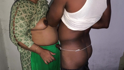 SAFI TV: Moja ojczym wycinała warzywa, więc przytuliłem ją i zacząłem pieprzyć...