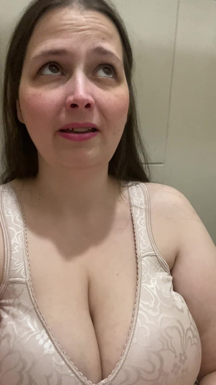 MissChrystalline: L’orgasme m’a fait trembler