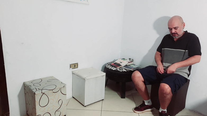 Gabi SweetCouplesStories: Și-a scos pula la recepție și a primit o mână de...