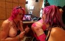Mistress Cy&#039;s house of whorrors: Aşağı aşağı ii - iki trans lezbiyen kadın kılıklı kadın üzerinde çalışıyor