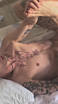 Compilație de twink-uri drăguțe care ejaculează din sex