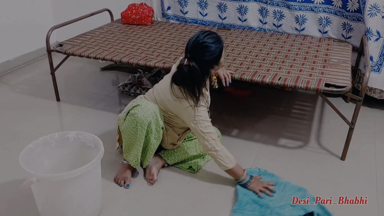 Desi Pari Bhabhi: Orgasm Stepfather in Law with Maid Maid Old Stepfather in...