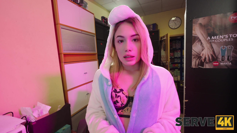 Serve4k: Sex Shop Service