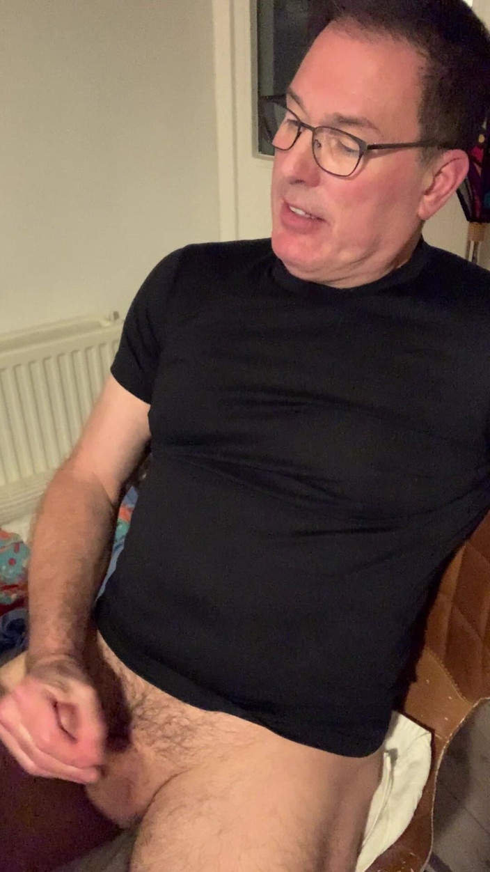 TJenner: Jerking--off Before Bed at the Table. Nice Ogasm