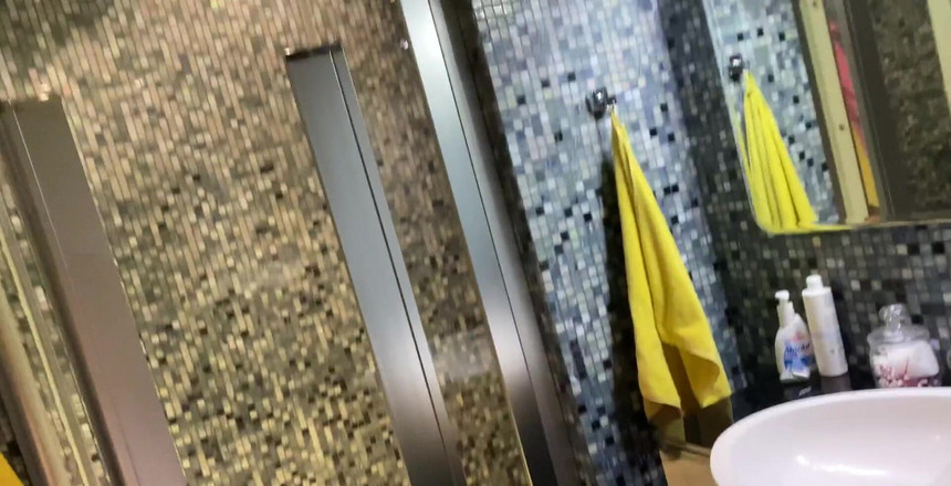 Kisankanna: Buongiorno. Oggi è un gran giorno per me! Mi scopo di...