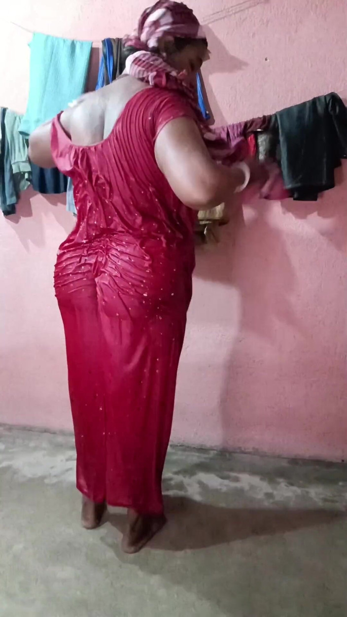 Pakhi0705: Saree tappar efter bad sfw 2