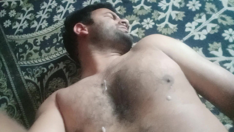 Brij: Me corro las cosas yo mismo con mi puño ||