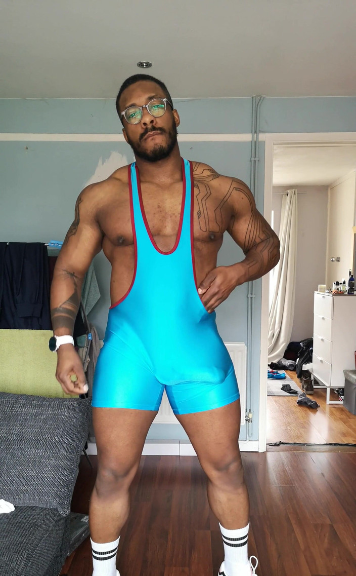 Amadeus: 6 일 동안 집에있을 것이기 때문에 이번 주에 더 많은 버그 자지