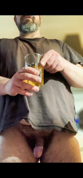 Bawdybear: Podávané a polykané - Kolekce Pissdrinking