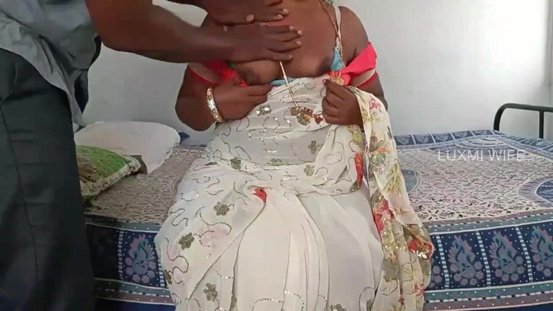 Luxmi Wife: Stiefmutter stiefsohn erotische massage - letzte ep