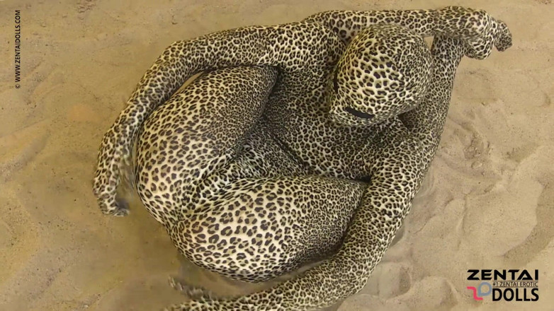 ZentaiDolls: Spettacolo di contorsione