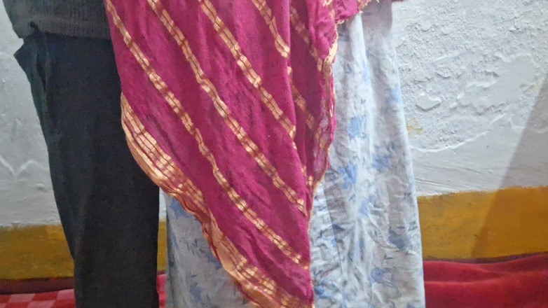 Busty Banuu: Empregada chupa pau do meu marido