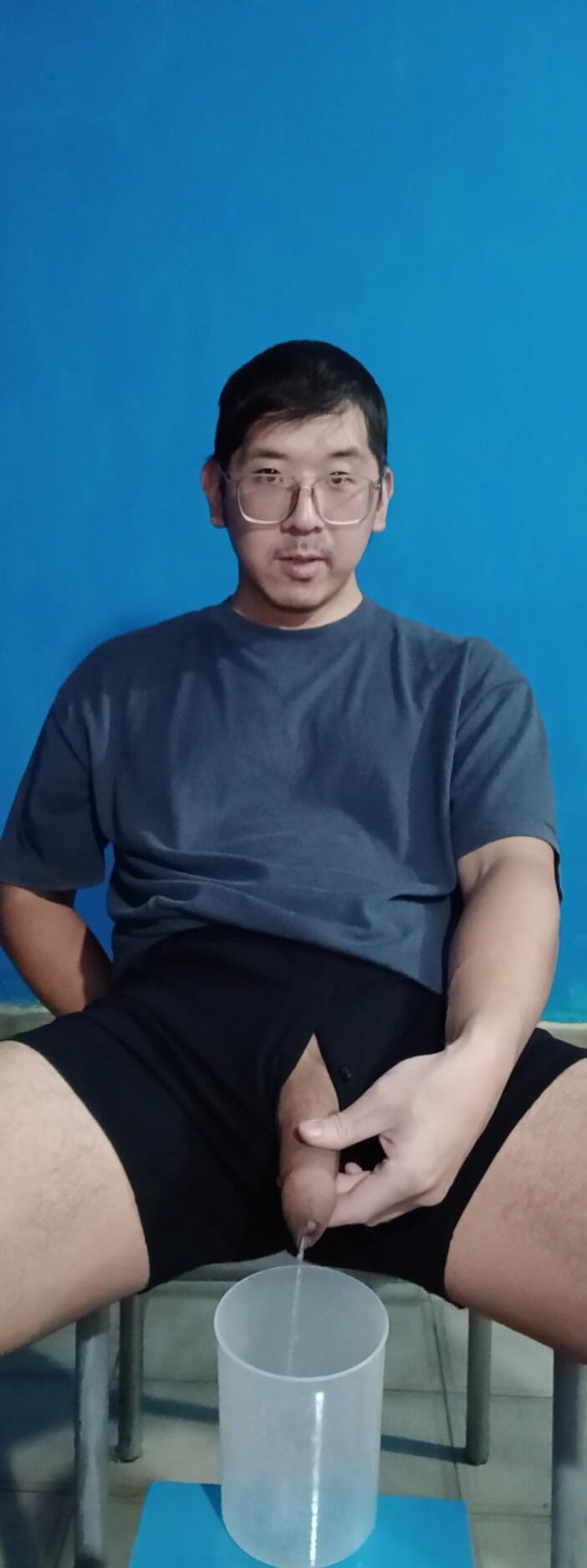 gyoenasianbigdick: Prima dată când faci un videoclip cu pișare