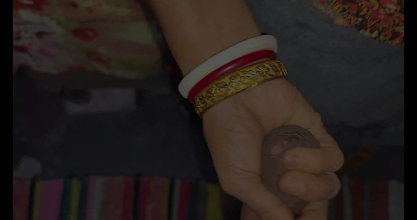 desi bhabhi videos: Indian Hot Desi Bhabhi Saree Fuking