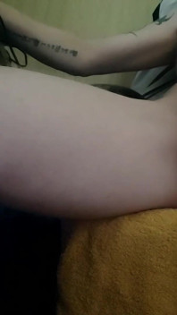 내 펌프질된 자지와 정액을 위크스로 윅스해줘