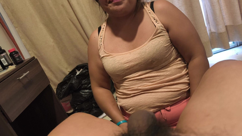 Moo DBOXXX: Une maman célibataire rencontrée sur Facebook veut sa dose de...