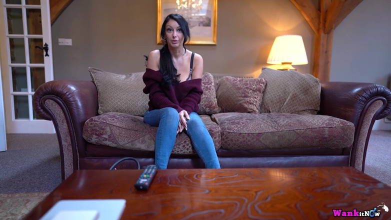 Wank it Now: Cassie Clarke - the Promotion