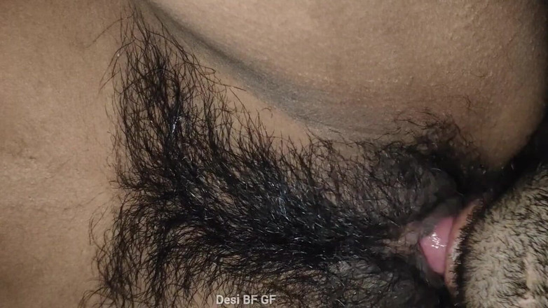 Manoj12015: Лижет тугую волосатую киску подруги и жестко трахается и сосет киску