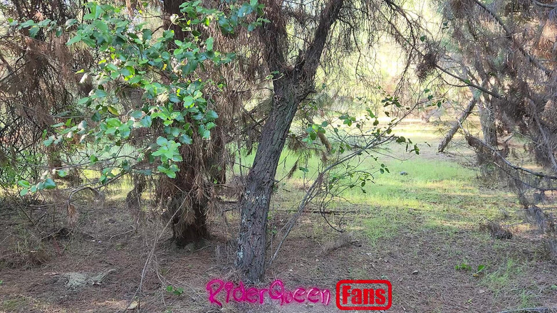 Riderqueen BBW Step Mom Latina Ebony: Riderqueen sam, na zewnątrz, filmy z fanami