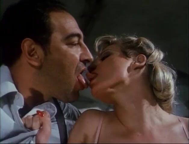 Xtime Network: Stor vintage avsugning ... sperma i munnen