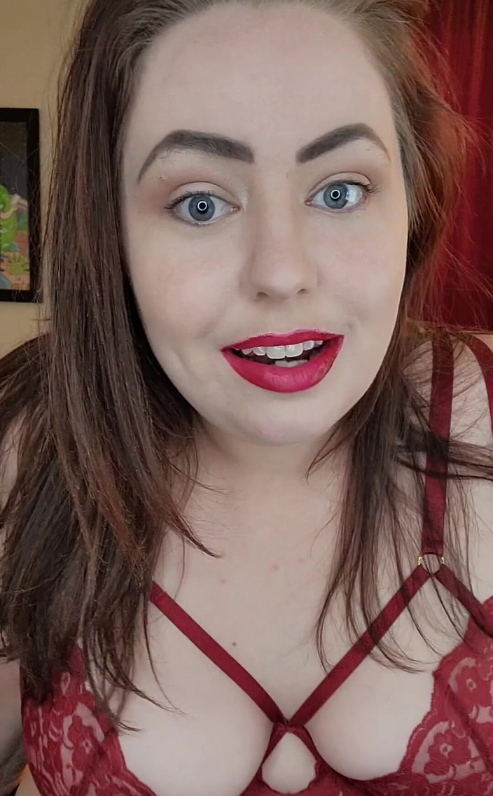 KinkyKatie: Freitag kink-zeit! Der heutige Is..... Anal! Würdest du mich in...