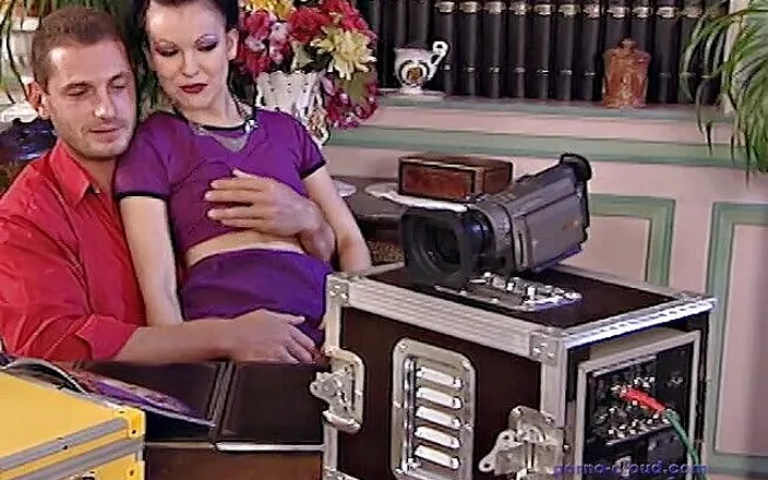 Porno Cloud: Anal secretary in stockings