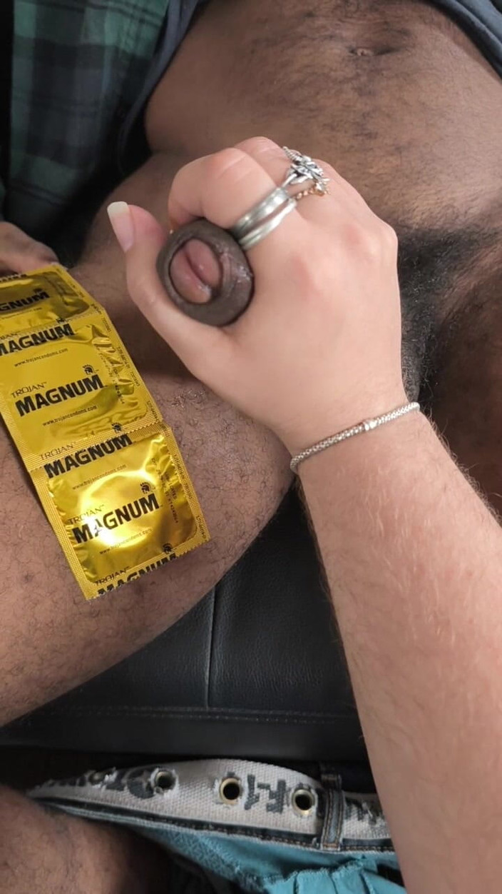 Dorian Fitt: Získejte mě tvrdě v zákulisí dotýkání se mého černého ptáka 2