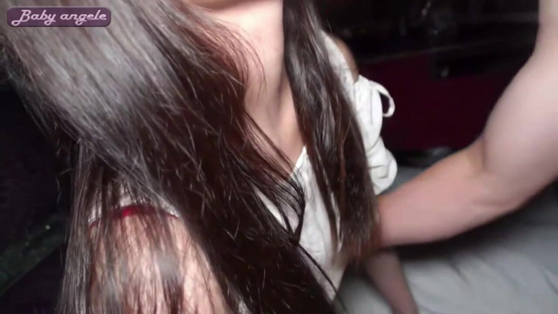 Neon Tenshi: Face Reveal - îngrijitoare aspirantă cu o siluetă cu forme are parte...