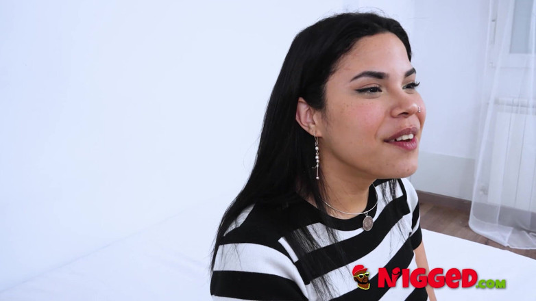 FAKings Black Fix: Daring Cubanita in Front of Three Huge Black Cocks Amanda...