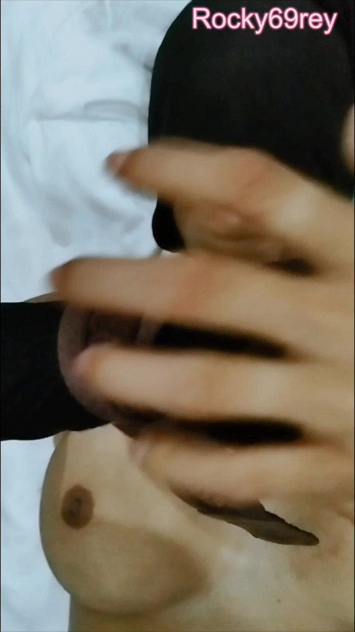 Rocky69rey: 배다른 여동생 리나 후배위 스타일 섹스