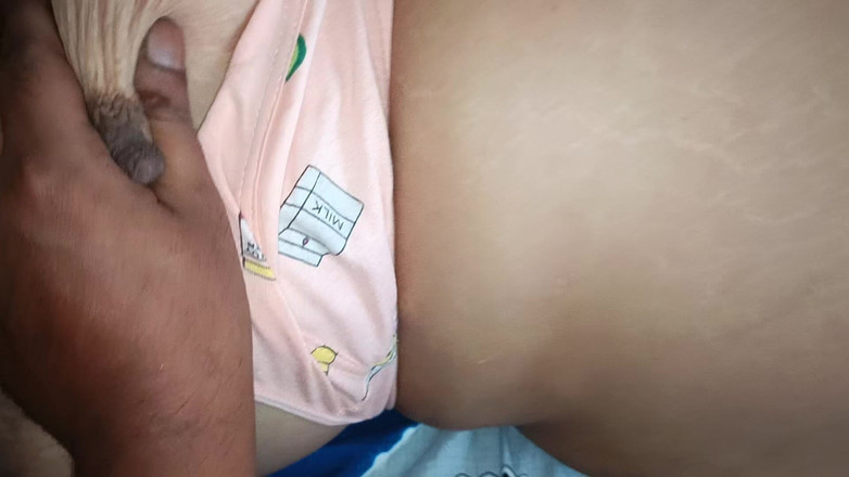 Catchybusty: Desi Ncr Bhabhi 私にプライベートで非常に激しくセックスしてほしい