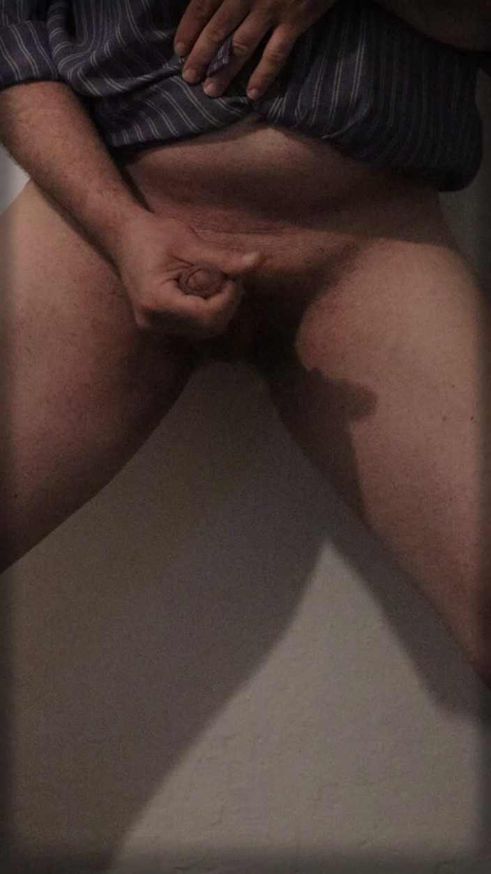 Sebapasivocaliente: Exquisite Masturbation with a Thick Semen Finish