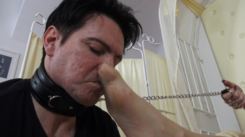 Foot Girls: Dávení nohou - lízání nohou!