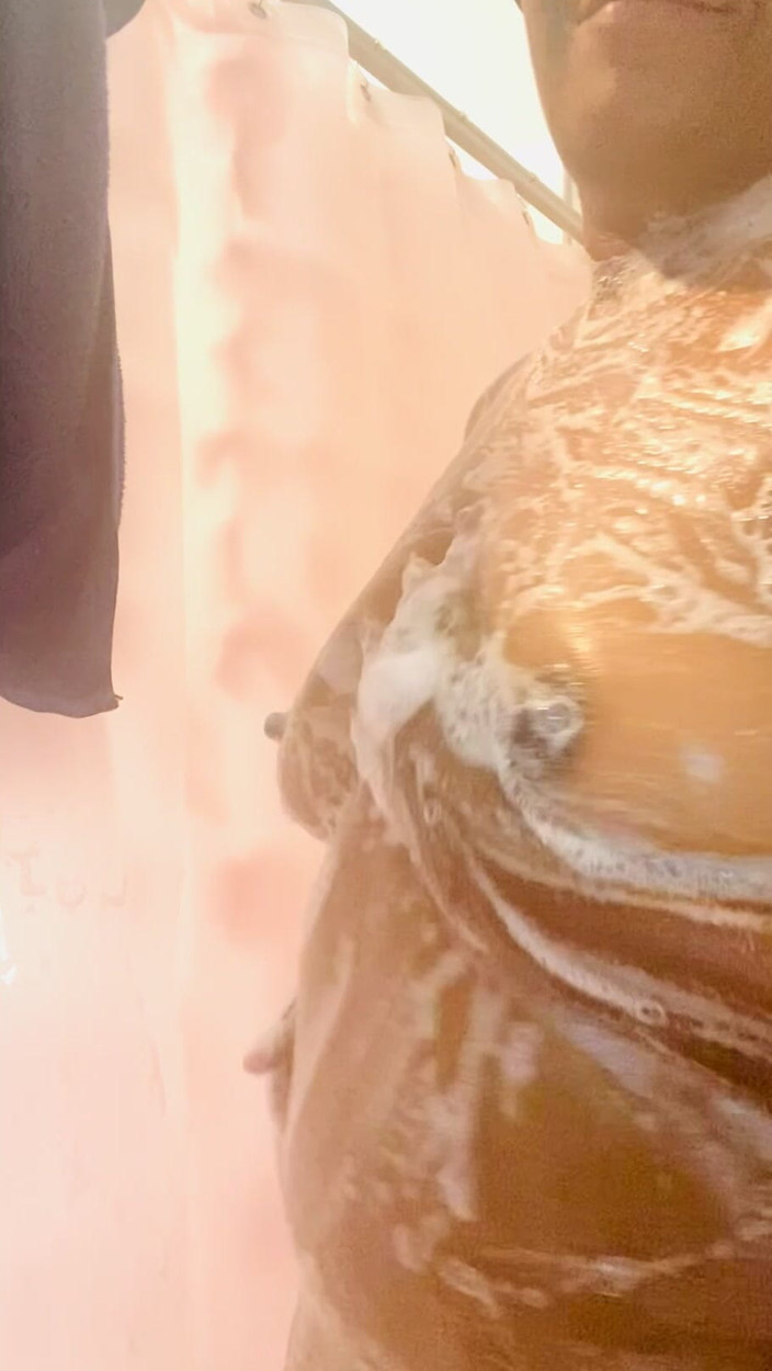 Luscious: Kom douchen met Peachy