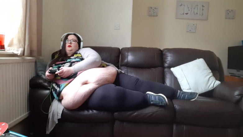 SSBBWLadyBrads: 배와 함께 비디오 게임을 하는 육덕 거유 SSBBW