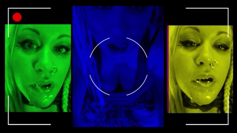 Campsissyboi: Shemale ghi lại cảnh bạn sục cu để tiết kiệm cho...