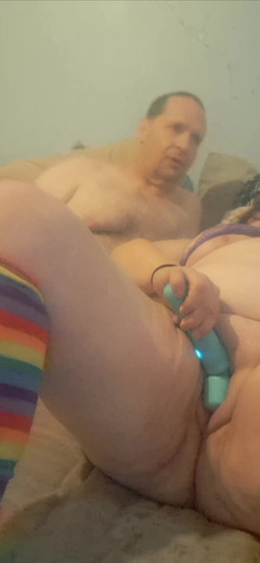 MAGLIGHTGIRL69: Viene sditalinata mentre la meraviglia wond sta lavorando