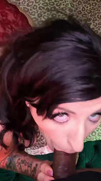 Ivy Rose Hale and Finny Fox Holiday Bg Sextape