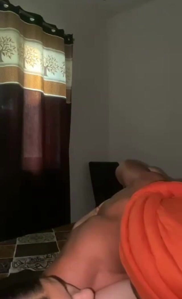 Sapnashah007: Um garoto indiano sikh com uma mulher casada