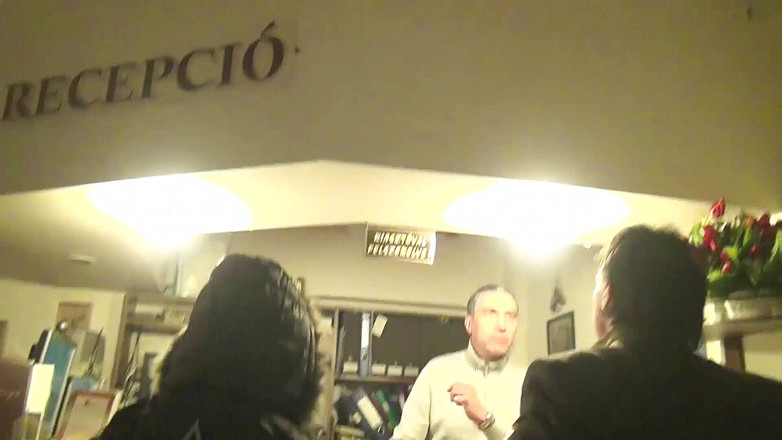 Fetish Paradise: सुपर बेब कामुक आदमी के लंड की सवारी कर रही है