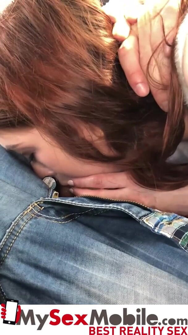 MySexMobile: Anna de ville hat analsex in einem auto mit einem...