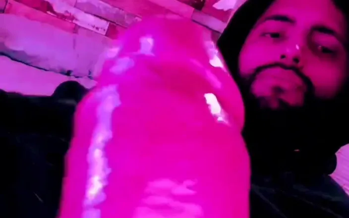 Camilo Brown: Cyberpunk intense jerkoff! My cock looks so tasty on this...
