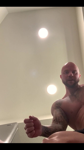 Jasons feet: Como ser um gigante e eu te uso como eu...