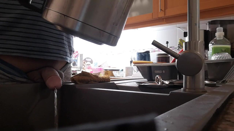 Rafael Torreano: Ranní chcaní do kuchyňského dřezu