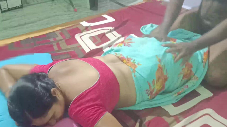 Sexy sindu: Bini India Bhabhi Sindu Dijilat Pepek
