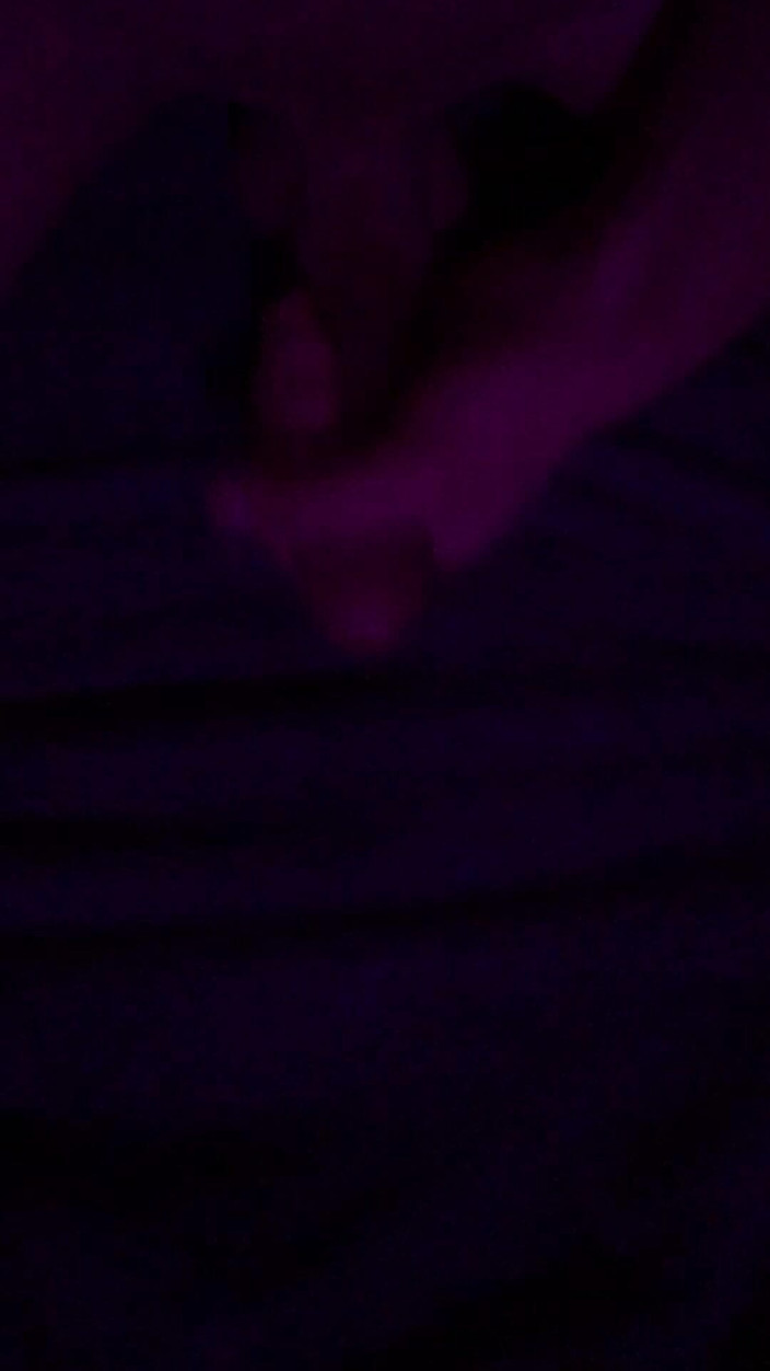 Femboy life: Сладкий Фембой Мастурбирует Член