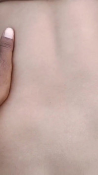Ich hatte sex mit einem jungen, der zur arbeit auf unserer farm kam und er war sehr zufrieden mit mir