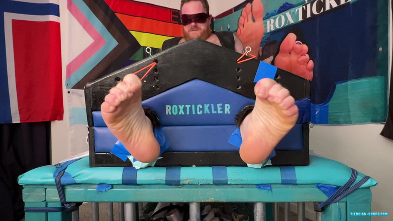 Ticklish Chubs: Ryan cea păroasă are parte de o gâdilare bună