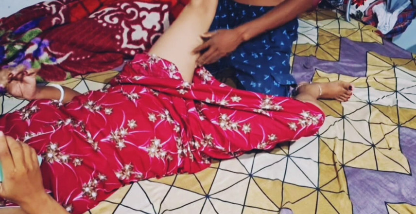 Teensex: Adik ipar miang mengongkek bhabhi cantik yang baru berkahwin dengan...