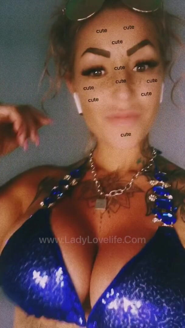 Lady Love Life: Quý cô lovelife // bikini gợi cảm và bộ ngực to